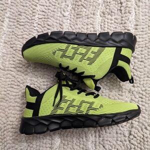 Men's Lime Green and Black Athletic Shoes Sneakers 40 New